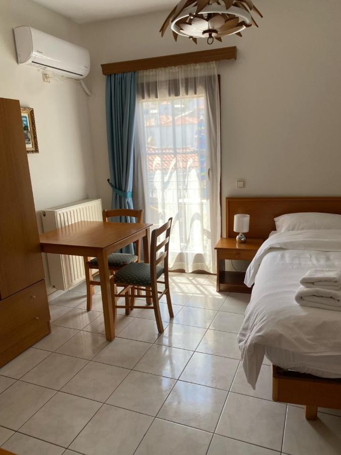 Victoria Studios Spetses Town Ngoại thất bức ảnh