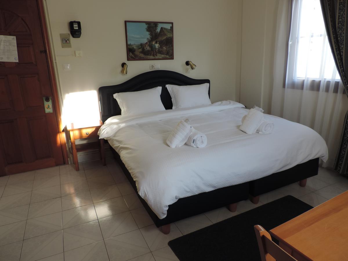 Victoria Studios Spetses Town Ngoại thất bức ảnh